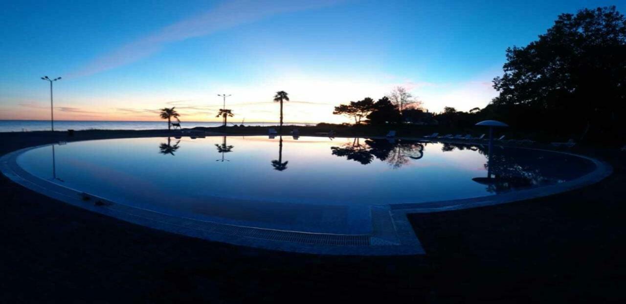 Napra Hotell Tsandrypsj Exteriör bild